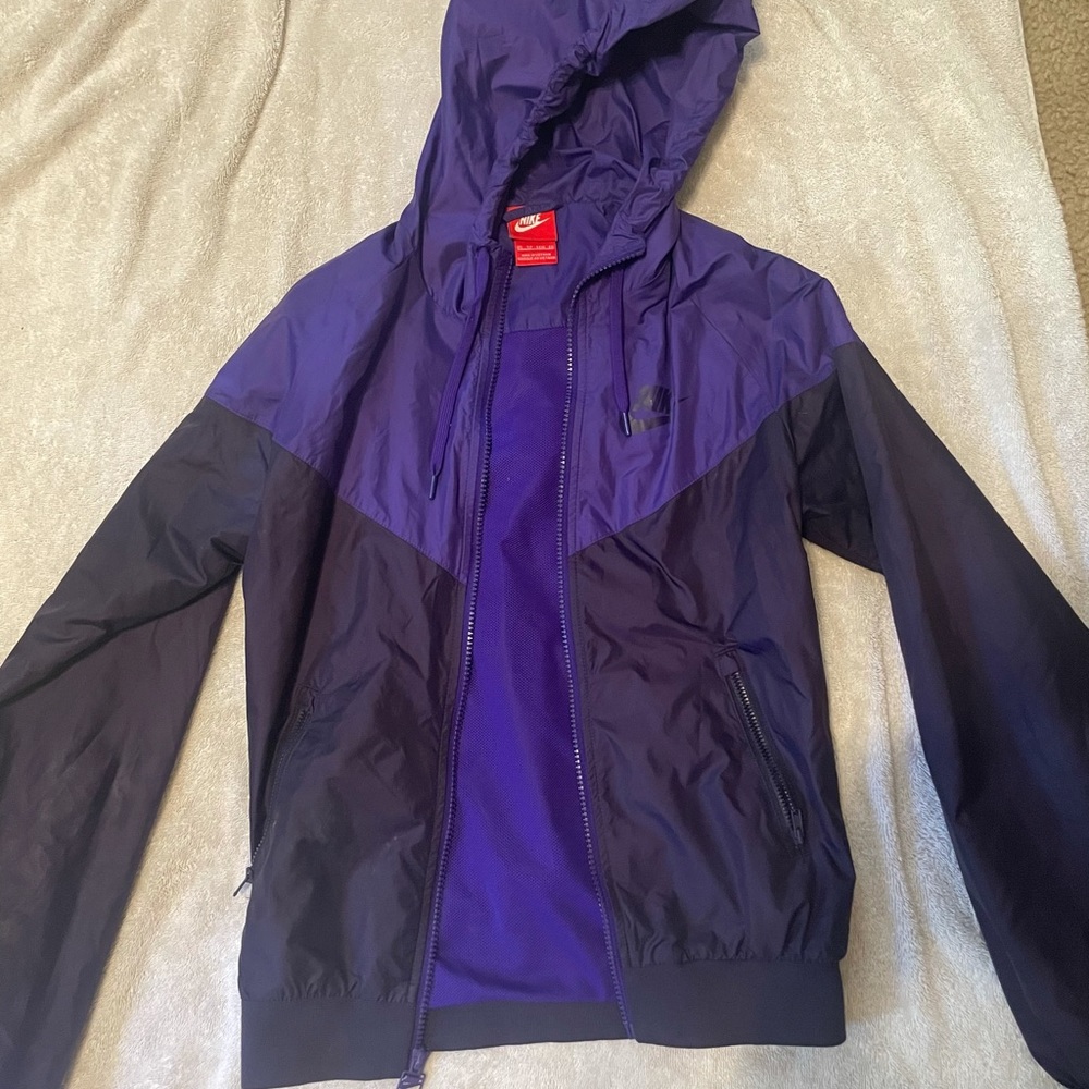 Nike windbreaker
